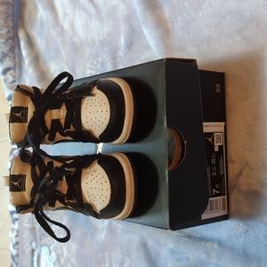 Jordan 1 mid- Toddler -7C
